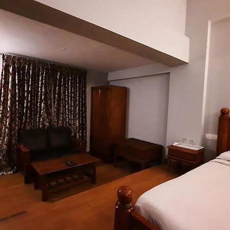 Raahat Inn コダイカナル エクステリア 写真