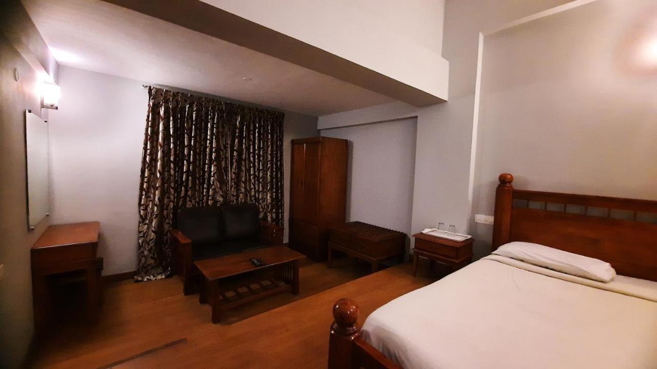 Raahat Inn コダイカナル エクステリア 写真